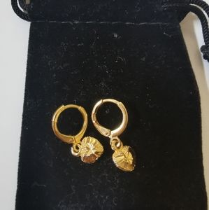 Gold plated heart dangling
